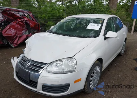 2010 Volkswagen Jetta S из США, поврежденный, VIN 3VWJZ7AJ3AM028610